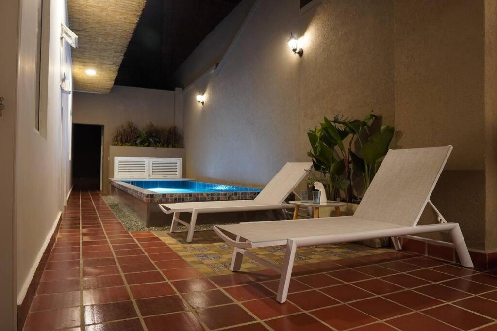 Nueva En San Antonio Cali, La Casa De Tona Villa Eksteriør billede