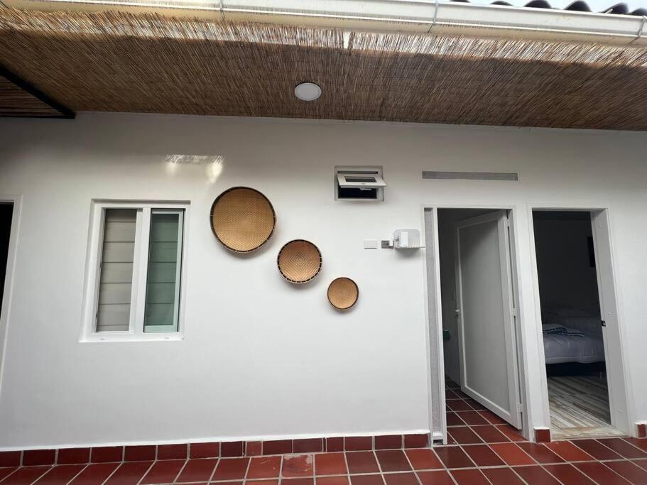 Nueva En San Antonio Cali, La Casa De Tona Villa Eksteriør billede