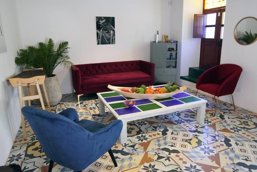 Nueva En San Antonio Cali, La Casa De Tona Villa Eksteriør billede